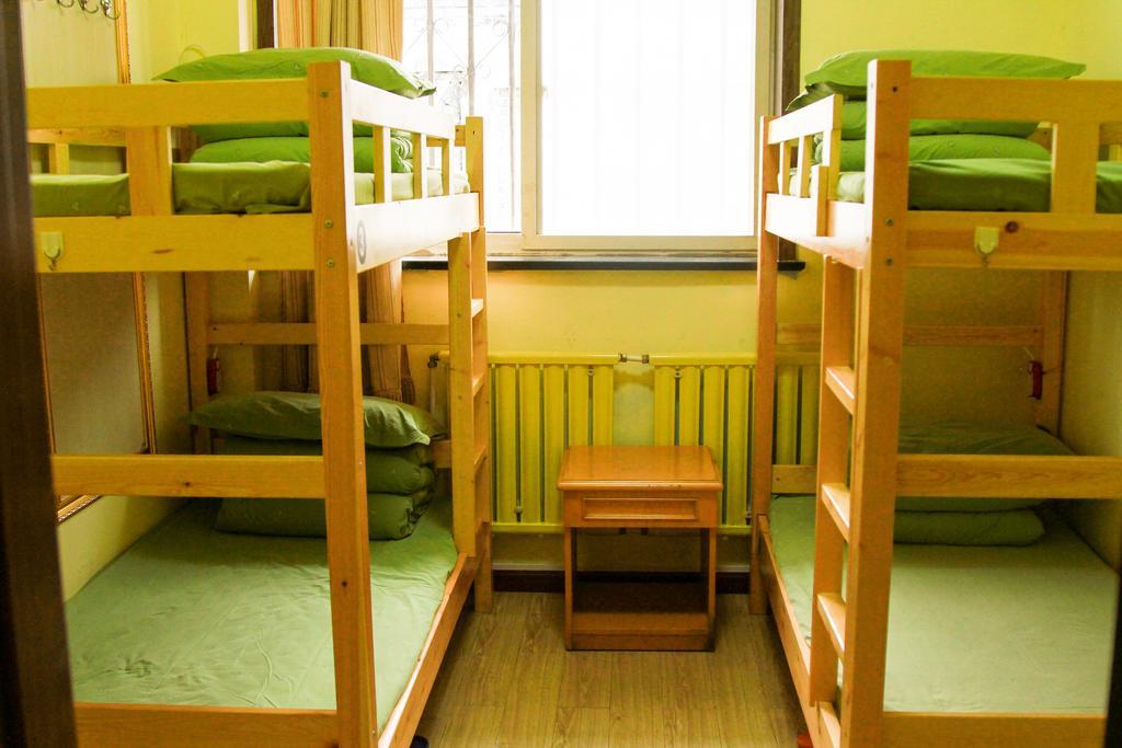 Leo Tian An Men Hostel Пекин Экстерьер фото
