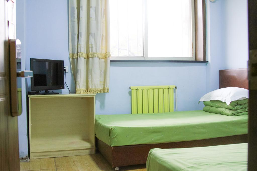 Leo Tian An Men Hostel Пекин Экстерьер фото