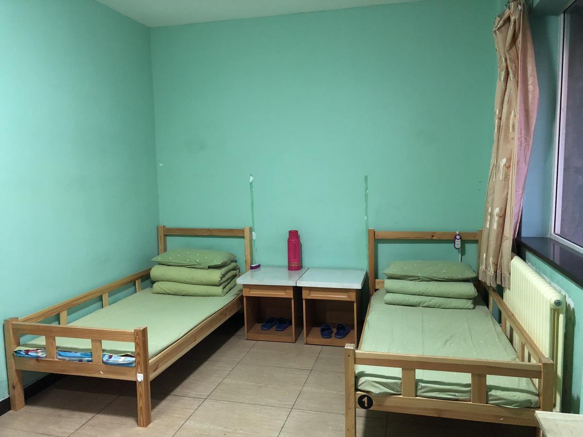 Leo Tian An Men Hostel Пекин Экстерьер фото
